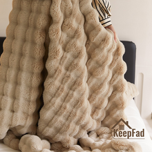 Load image into Gallery viewer, Double-Sided Thick Bubble Plush Throw Blanket, Cozy & Soft for All Seasons