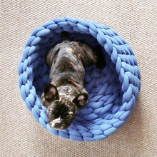 Load image into Gallery viewer, Handmade Knit Pet bed
