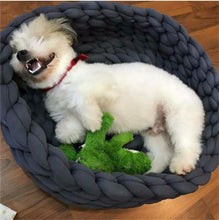 Load image into Gallery viewer, Handmade Knit Pet bed