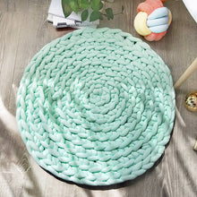 Load image into Gallery viewer, Knit Round Mat
