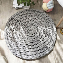 Load image into Gallery viewer, Knit Round Mat