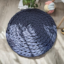Load image into Gallery viewer, Knit Round Mat