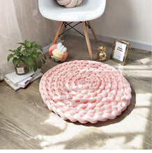 Load image into Gallery viewer, Knit Round Mat