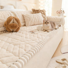 Load image into Gallery viewer, Pet Proof Couch Cover, Scratch-Resistant, Machine Washable &amp; Non-Slip
